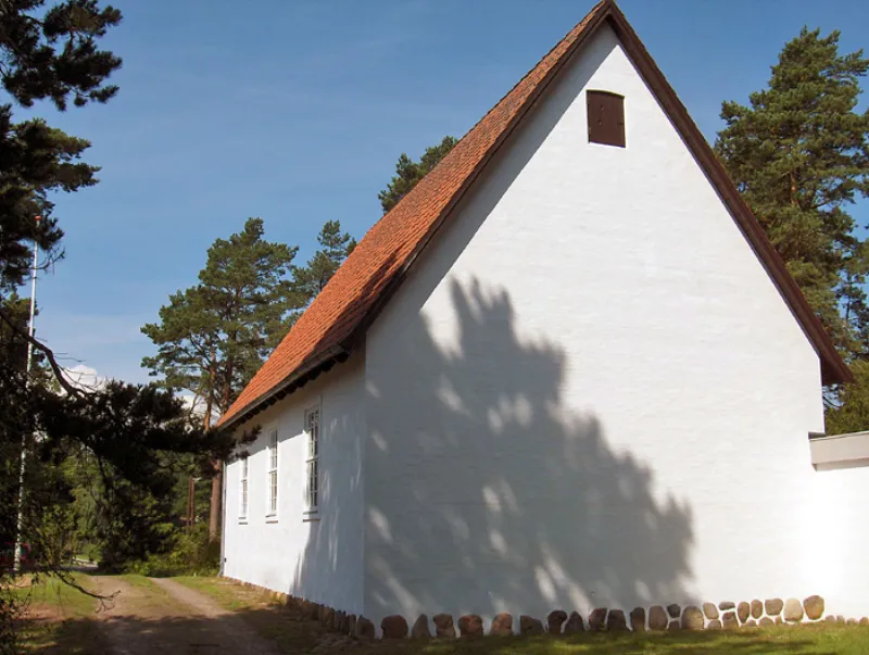 Bøtø Strandkirke auf Falster – nahe der Bøtø Plantage