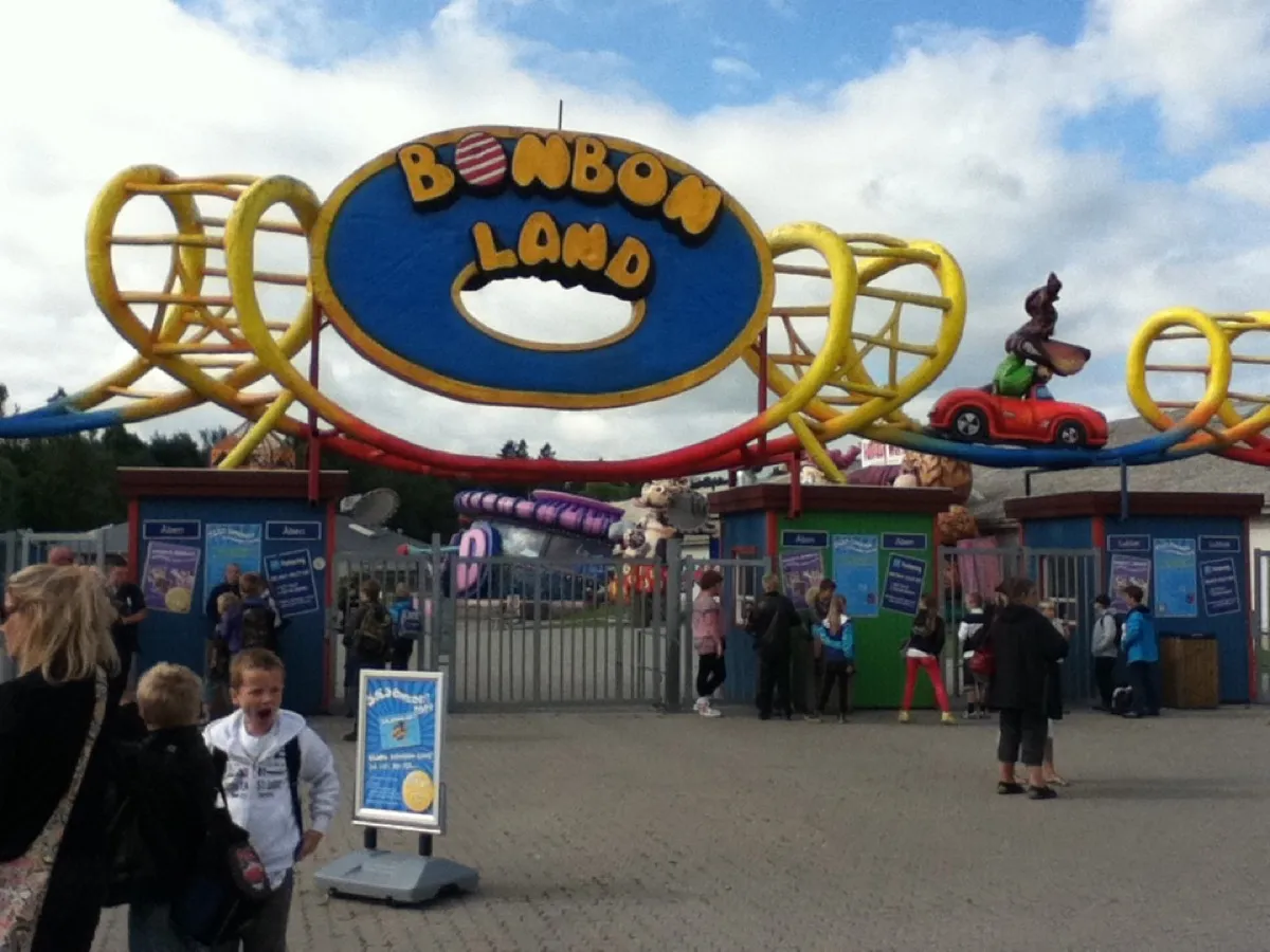 BonBon-Land Eingang – Dänemarks verrücktester Freizeitpark