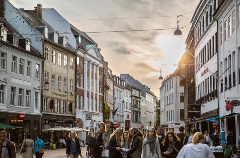 Strøget – Fußgängerzone und Einkaufsstraße in Kopenhagen