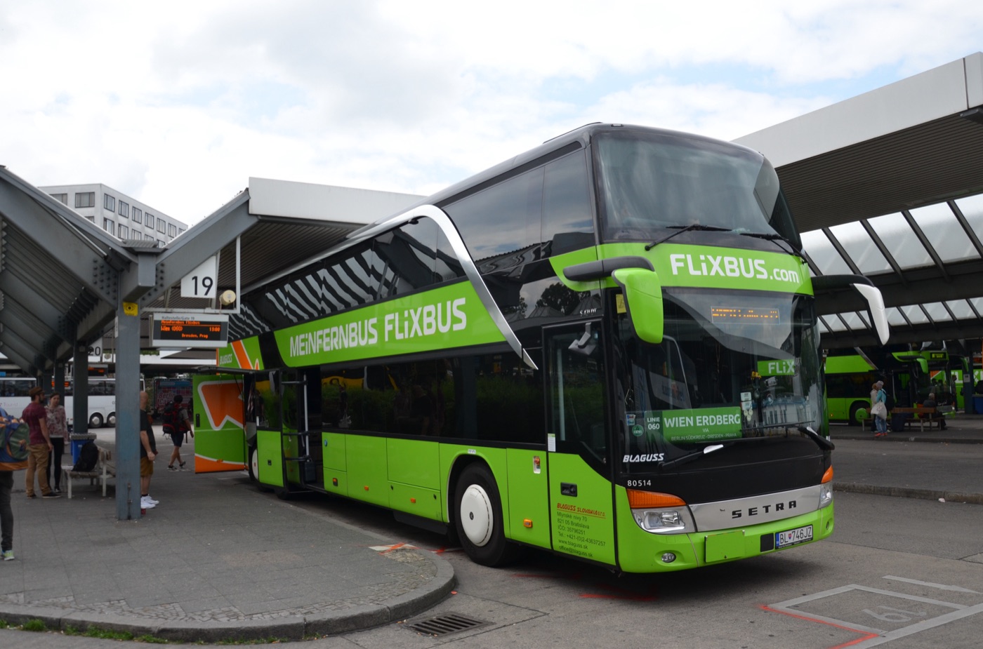 Flixbus Setra S 431 DT am Zentralen Omnibusbahnhof Berlin