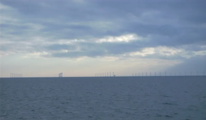 Offshore-Windpark Nysted, vom Strand aus fotografiert